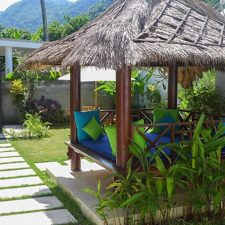 Simon'S Suite Mangsit Exterior foto