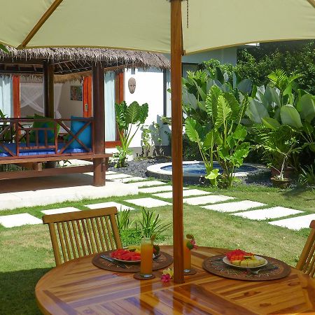Simon'S Suite Mangsit Exterior foto